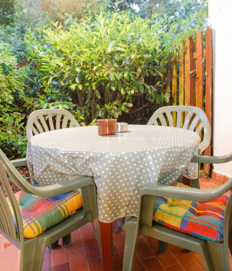 Apple Tree House Villa Lubin  Екстериор снимка